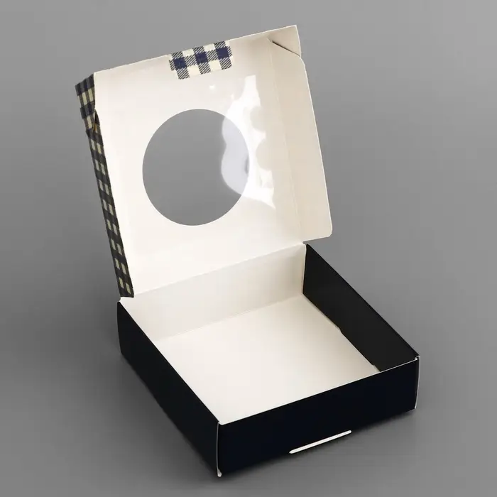 Коробка подарочная сборная с окном, упаковка, «Настоящему мужчине», 10×10×3 см