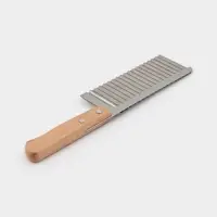 Нож для фигурной резки Доляна, 27&times;6 см, нержавеющая сталь, бежевый