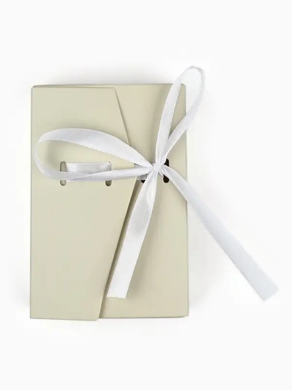 Коробка под бижутерию «Бежевая», 12 х 8.5 х 3 см Коробка под бижутерию «Бежевая», 12 х 8.5 х 3 см