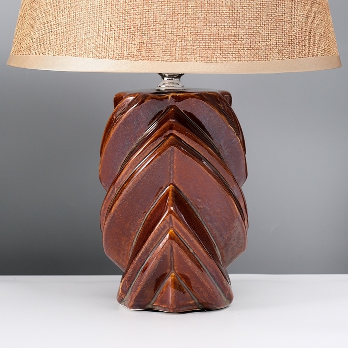 Настольная лампа с абажуром RISALUX «Гринда», Е14, 40 Вт, 22.5×22.5×32 см Настольная лампа с абажуром RISALUX «Гринда», Е14, 40 Вт, 22.5×22.5×32 см