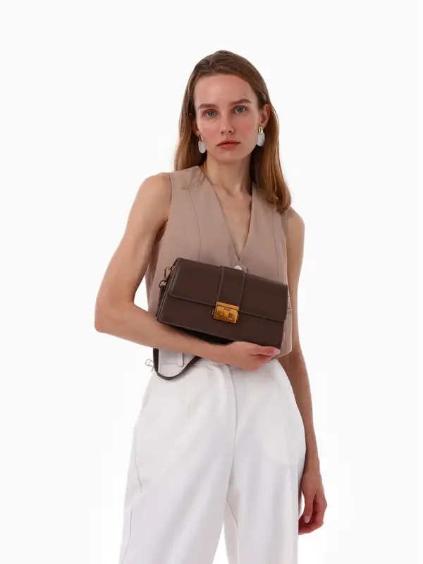 Сумка женская мессенджер TEXTURA на клапане, 26&times;8.5&times;14 см, коричневая