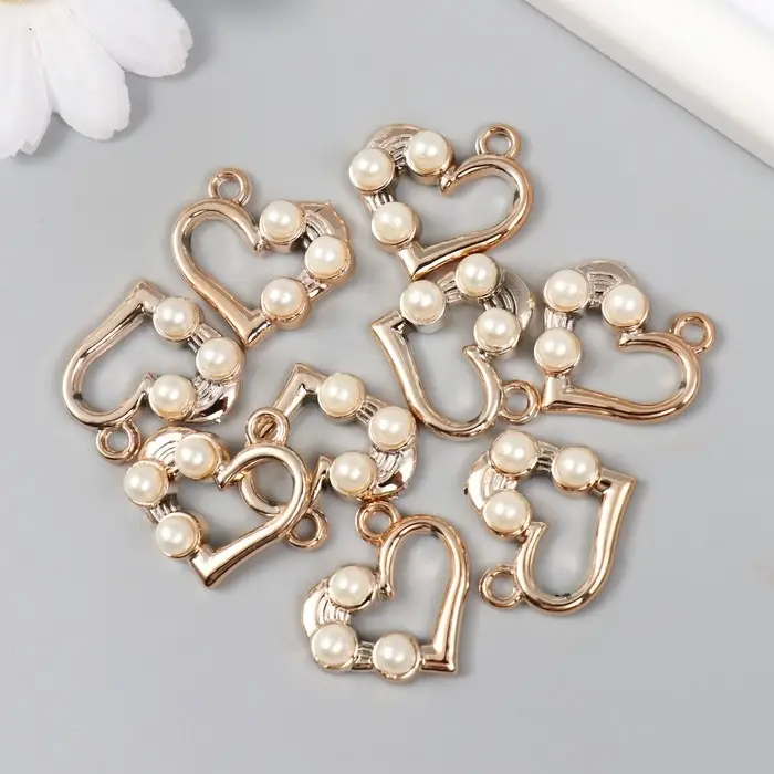 Пластиковый элемент, декоративная подвеска под металл «Арт Узор. Сердце с бусинками», золото, 2.4×0.7×2.4 см