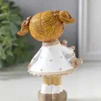 Сувенир полистоун "Девочка с хвостиками в белом платье в горох, с барашком" 6,5х5х10 см