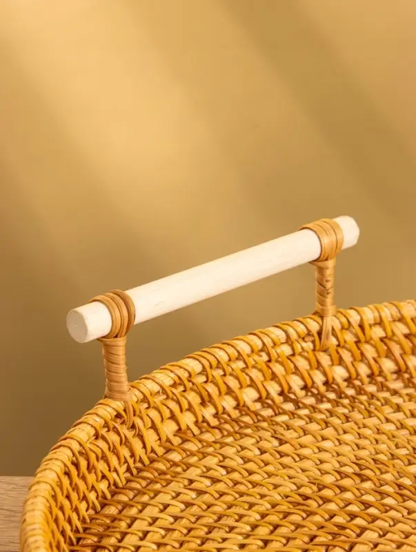 Поднос плетёный 28х28х3 см, ротанг Поднос плетёный 28х28х3 см, ротанг