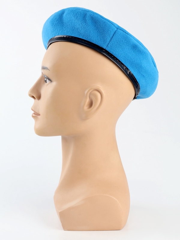 Берет военного, цвет голубой Берет военного, цвет голубой