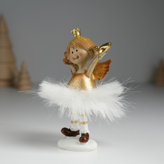 Сувенир полистоун Сувенир полистоун "Ангелочек фея в золотистом платье со звёздочкой в руках" 5,5х5х10,5 см
