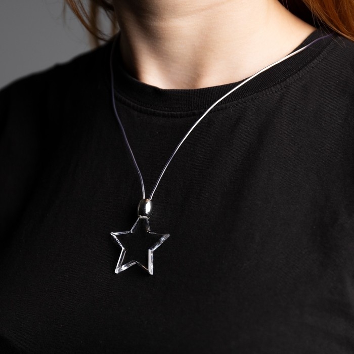 Светодиодный кулон «Звёздочка» 60 см, батарейки, свечение мульти (RGB) Светодиодный кулон «Звёздочка» 60 см, батарейки, свечение мульти (RGB)