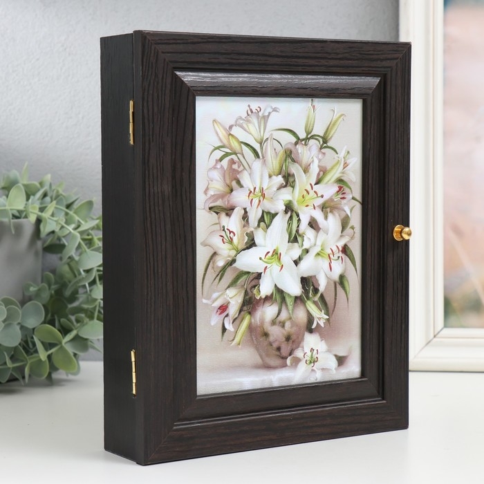 Ключница Ключница "Букет белых лилий" венге 19х24 см МИКС