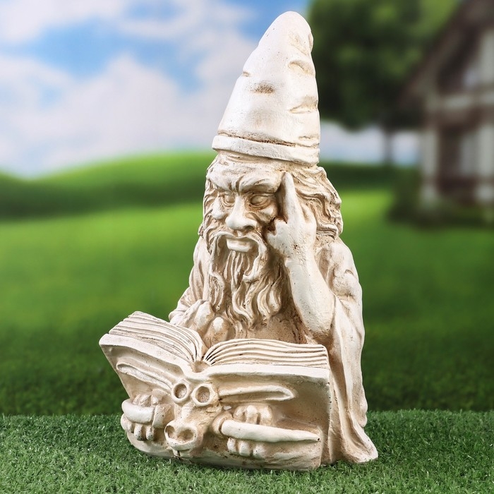 Садовая фигура Садовая фигура "Умный гном" серый камень, 18х15х29см