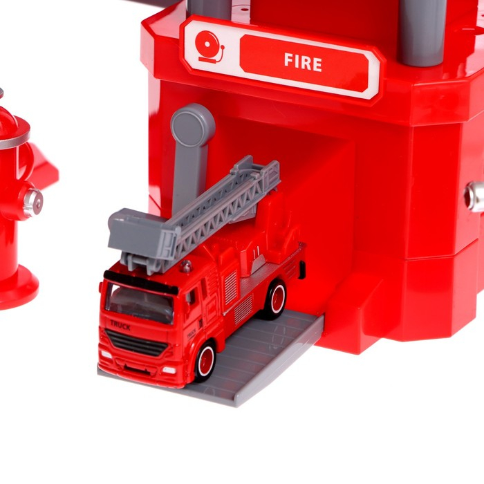 Парковка «Пожарная часть», с 2 машинками, с водяной пушкой Парковка «Пожарная часть», с 2 машинками, с водяной пушкой