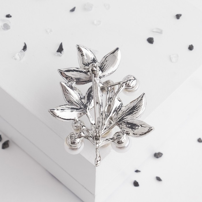 Брошь &laquo;Жемчужная капель&raquo;, цвет белый в серебре