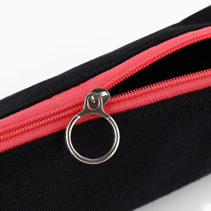 Пенал школьный текстильный «1 сентября: No risk. No magic», 18 х 6.5 см Пенал школьный текстильный «1 сентября: No risk. No magic», 18 х 6.5 см