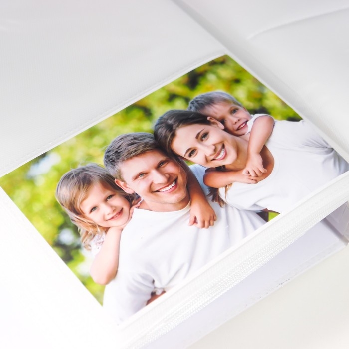 Фотоальбом на 200 фото 10х15 см Фотоальбом на 200 фото 10х15 см "Цветок. Рамка" МИКС 23,5х4,5х20 см