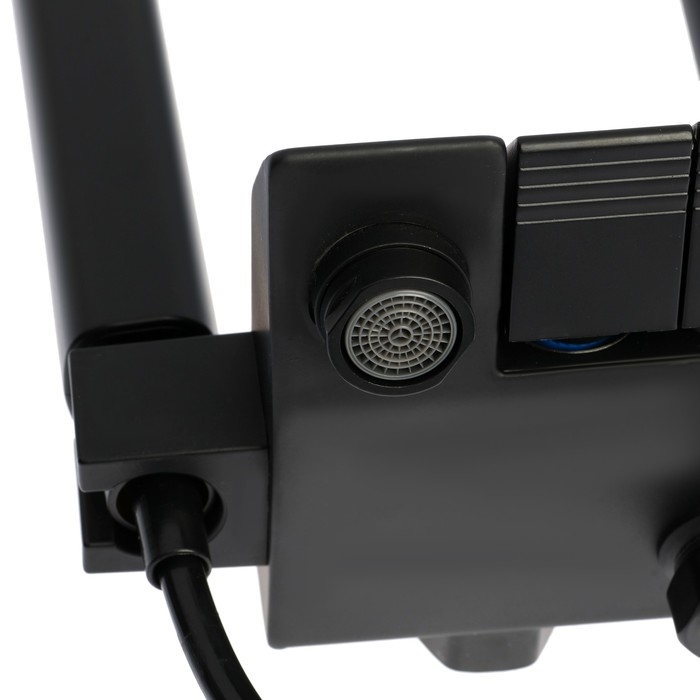 Душевая система ZEIN Z3897, верхняя и ручкая лейка, ПВХ шланг, экран температуры, черная Душевая система ZEIN Z3897, верхняя и ручкая лейка, ПВХ шланг, экран температуры, черная