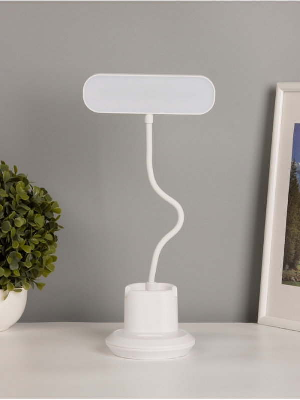 Светильник настольный «Первый» АКБ 800Ма USB Type-C 5Вт LED 3000-6000К сенсор 10х15,5х28см 1084105 Светильник настольный «Первый» АКБ 800Ма USB Type-C 5Вт LED 3000-6000К сенсор 10х15,5х28см 1084105