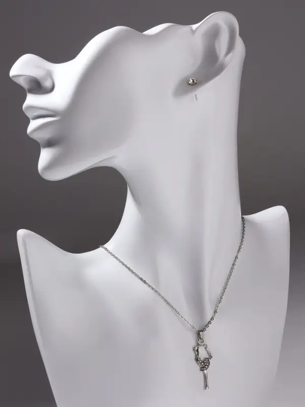 Гарнитур 5 предметов: 4 пары пусет, кулон «Гимнастка», белые в серебре, 40 см Гарнитур 5 предметов: 4 пары пусет, кулон «Гимнастка», белые в серебре, 40 см