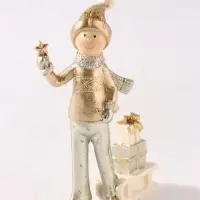 Статуэтка &laquo;Мальчишка с подарками&raquo;, 12.5 см, полистоун