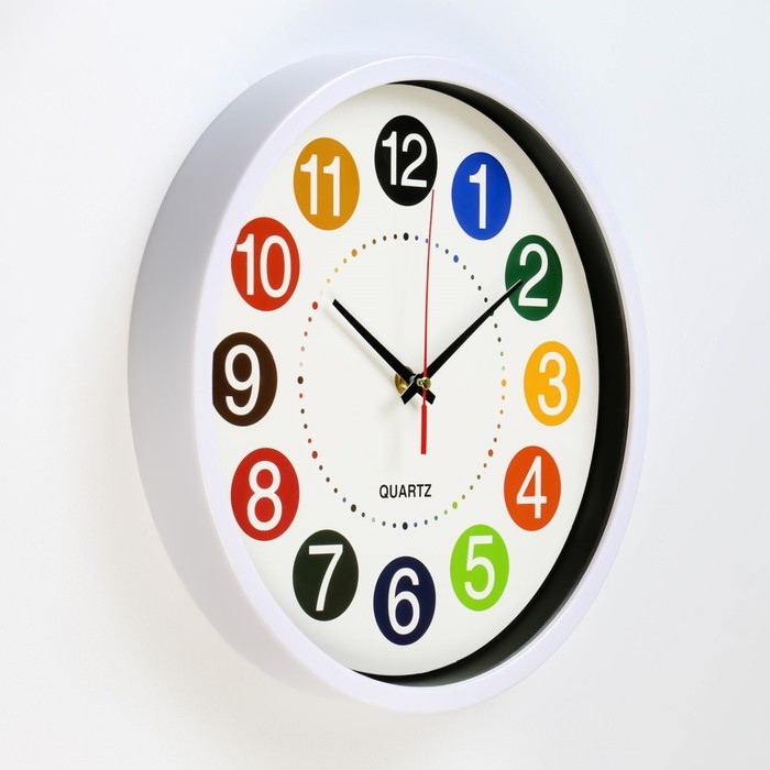 Часы настенные Часы настенные "Цветные цифры", d-30 см, дискретный ход