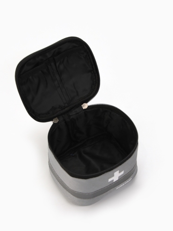 Косметичка-сундук Аптечка, 14*10*10, отд на молнии, серый