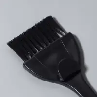 Кисть для окрашивания волос с фиксатором, 21&times;5.5(&plusmn;1) см, чёрная