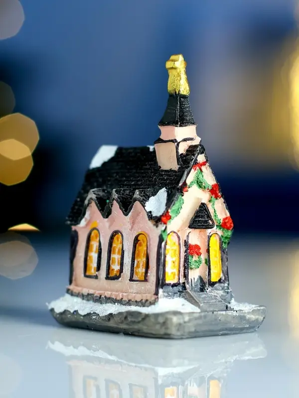 Светодиодная фигура &laquo;Дом с башней&raquo; 4.5&times;9&times;6 см, керамика, от батареек AG13&times;3, свечение тёплое белое