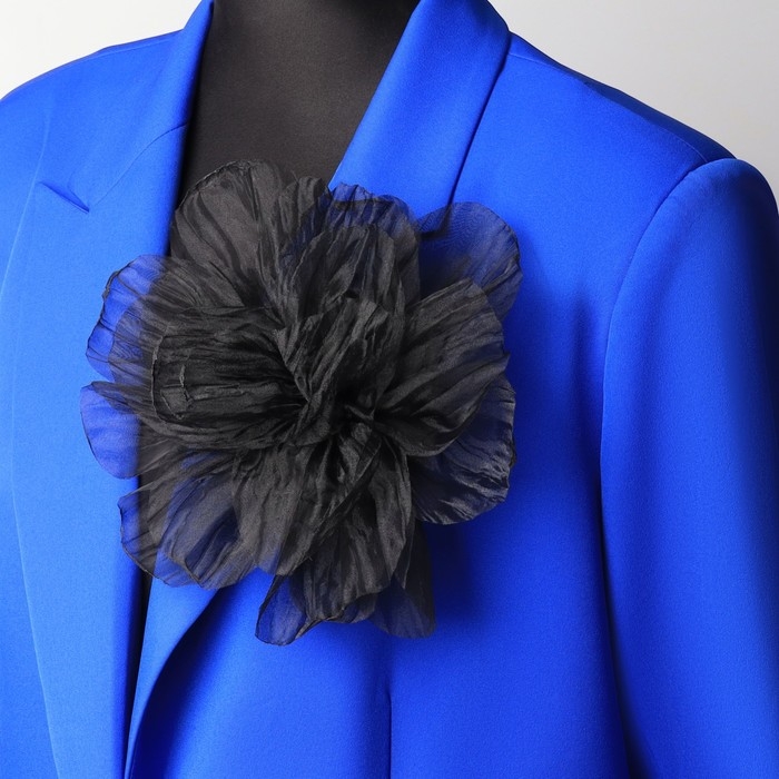 Брошь текстильная «Цветок» объемный, невесомый,цвет чёрный Брошь текстильная «Цветок» объемный, невесомый,цвет чёрный