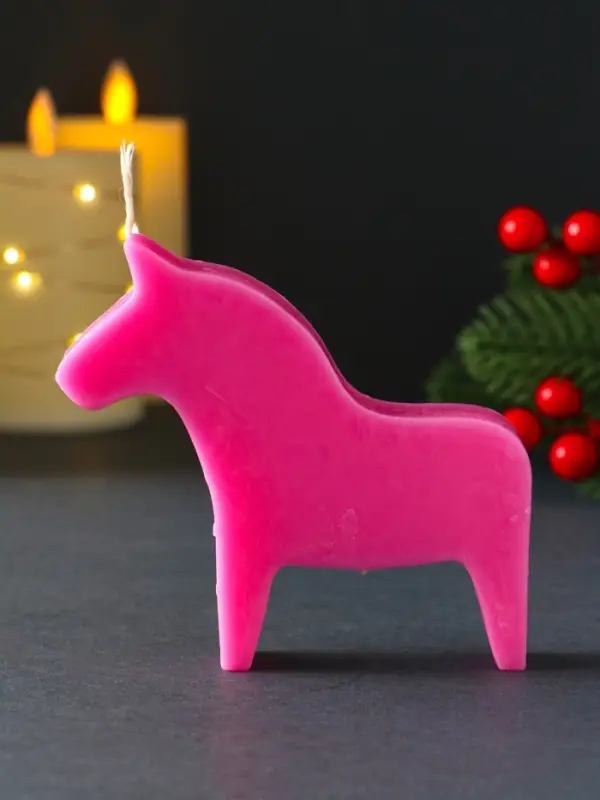 Свеча новогодняя "Лошадка" 110х100 мм, розовый
