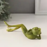 Фигурка &laquo;Лягушонок на отдыхе, с цветами на животике&raquo;, полистоун, 15.5&times;6&times;7 см