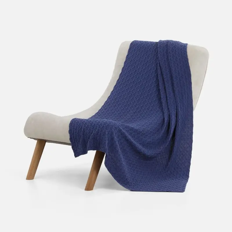 Плед Braidera, синий (черника) Плед Braidera, синий (черника)