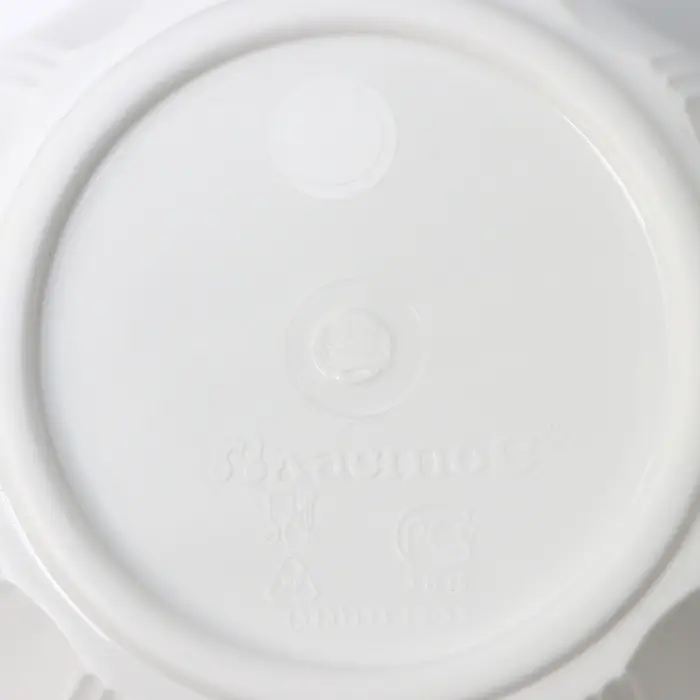 Горшок для цветов &laquo;Хризантема&raquo;, 600 мл, d=11 см, h=9.5 см, пластиковый, с поддоном, белый