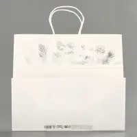 Пакет подарочный &laquo;С Новым годом&raquo;, елочка, тиснение, 32&times;28&times;15 см