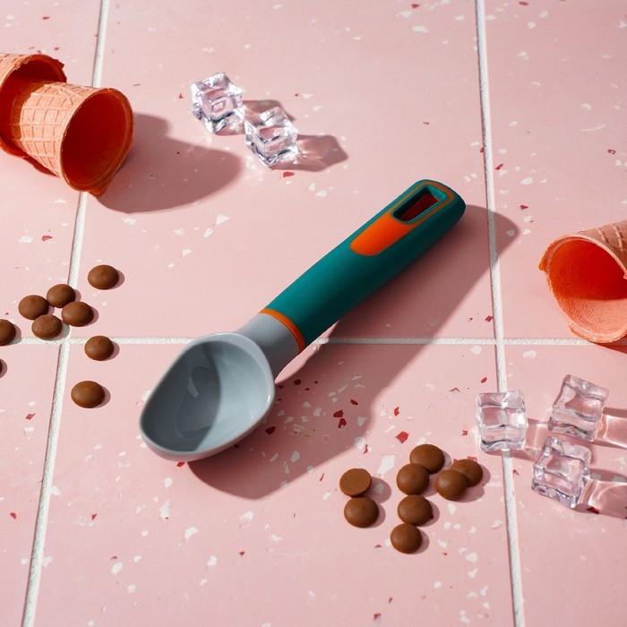 Ложка для мороженого Magistro Coral, 18,8 см, цвет серый Ложка для мороженого Magistro Coral, 18,8 см, цвет серый