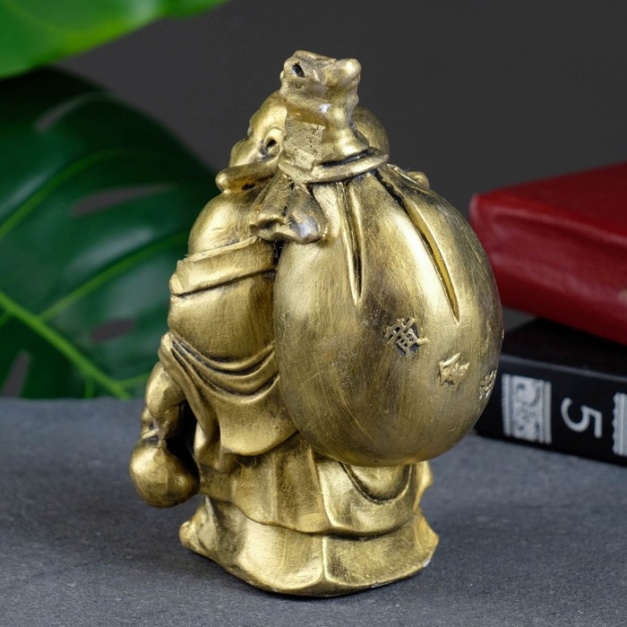 Фигура Фигура "Хотей с посохом за спиной" золото, 9х14х7см