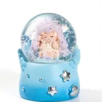 Снежный шар с подсветкой &laquo;Малышка&raquo;, d=4.5 см, 3хLR41, 4.5&times;4.5&times;6.5 см, МИКС
