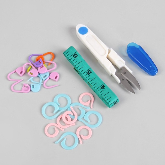 Набор для вязания, 45 предметов, в футляре Набор для вязания, 45 предметов, в футляре