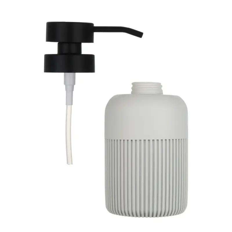 Диспенсер для жидкого мыла тм VETTA Модена, 230мл, полирезин, молочный, 7x7x15см