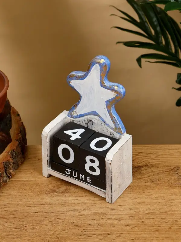 Календарь настольный «Морская звезда», 10.5×5.5×18 см, дерево, золотисто-синий Календарь настольный «Морская звезда», 10.5×5.5×18 см, дерево, золотисто-синий