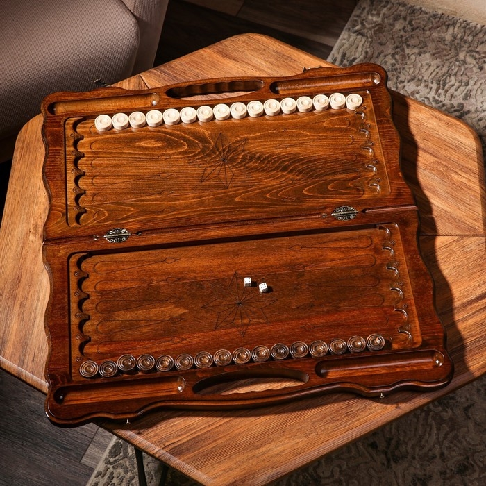 Нарды ручной работы  Нарды ручной работы "Орел атакующий" с ручкой, 60х30 см, с шахматным полем, массив ореха, Армения