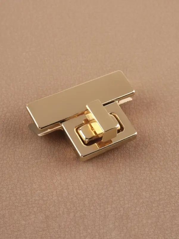 Застёжка для сумки, 3.9&times;2.6 см, цвет золотой