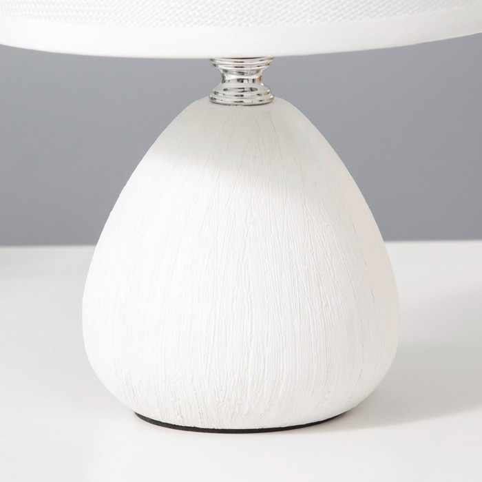 Настольная лампа Настольная лампа "Эстель" Е14 40Вт белый 17х17х26 см RISALUX