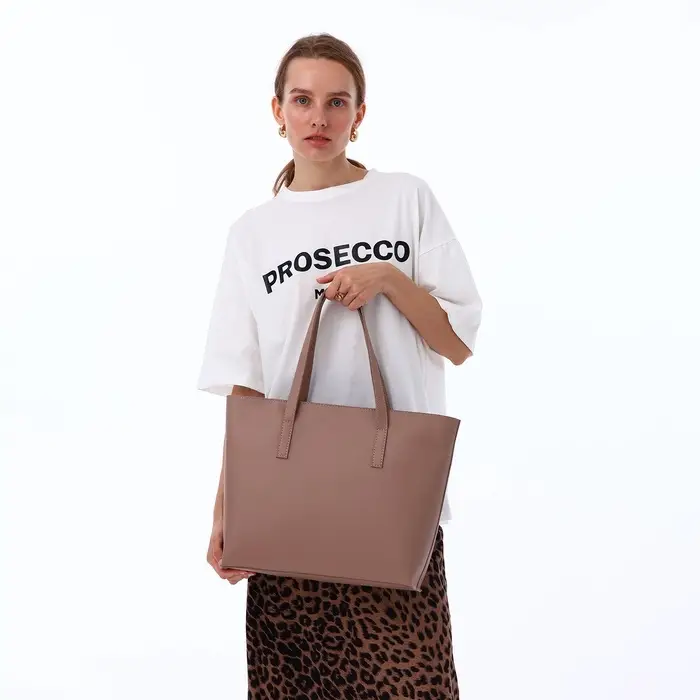 Сумка-шопер женская TEXTURA на молнии, размер 34&times;11&times;31 см, однотонная, бежевая