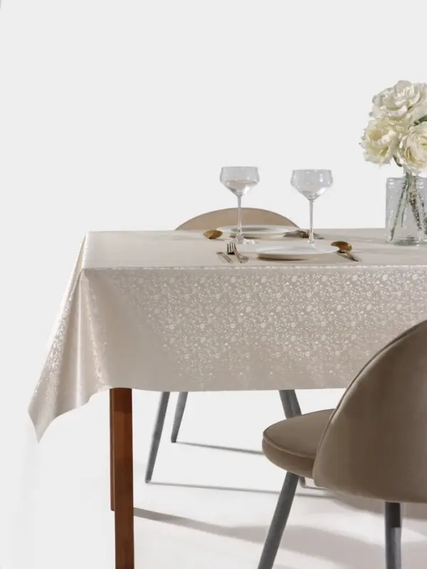 Клеёнка на стол &laquo;Розарий&raquo;, ширина 137 см, рулон 20 метров, толщина 0,3 мм