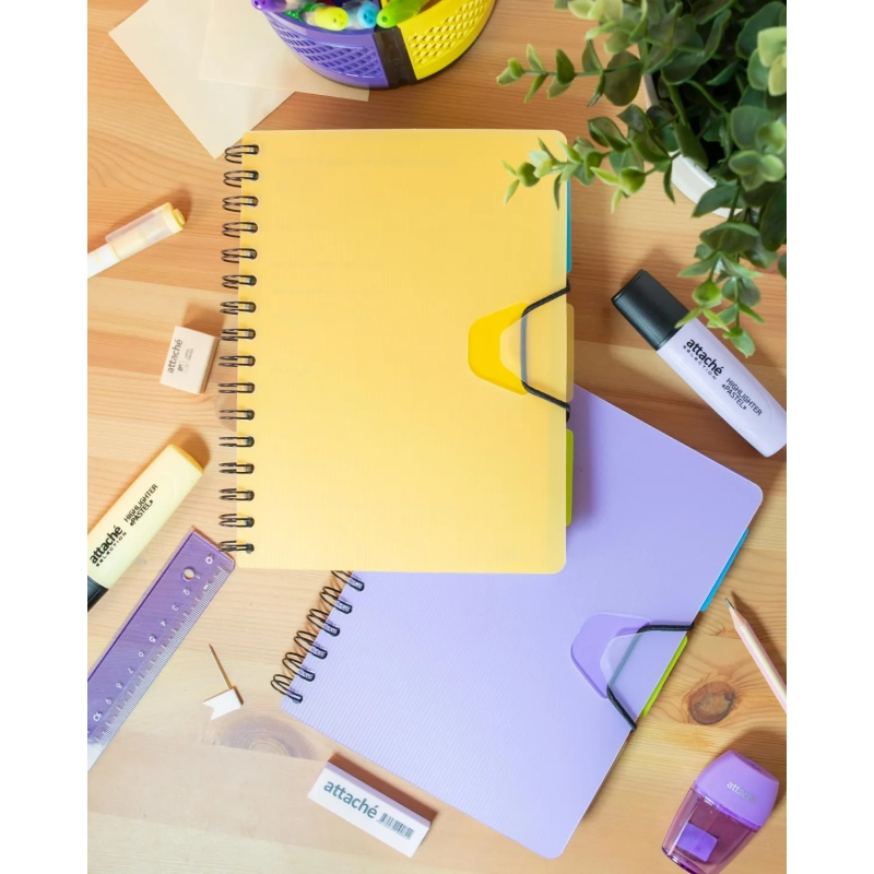 Ежедневник недатированный Bright Colours на спирали, А5, 272 стр, СИРЕНЕВЫЙ