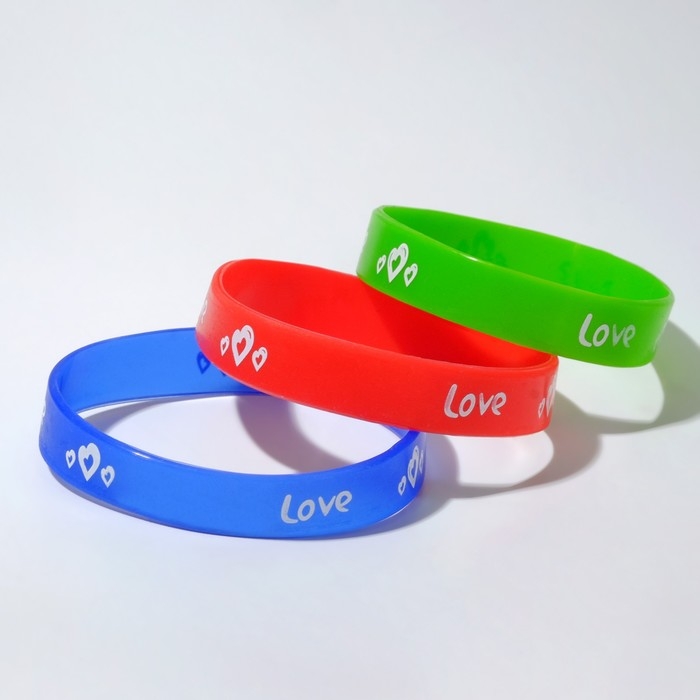 Силиконовый браслет Love, набор 3 шт., цвет МИКС, 5,7 см Силиконовый браслет Love, набор 3 шт., цвет МИКС, 5,7 см