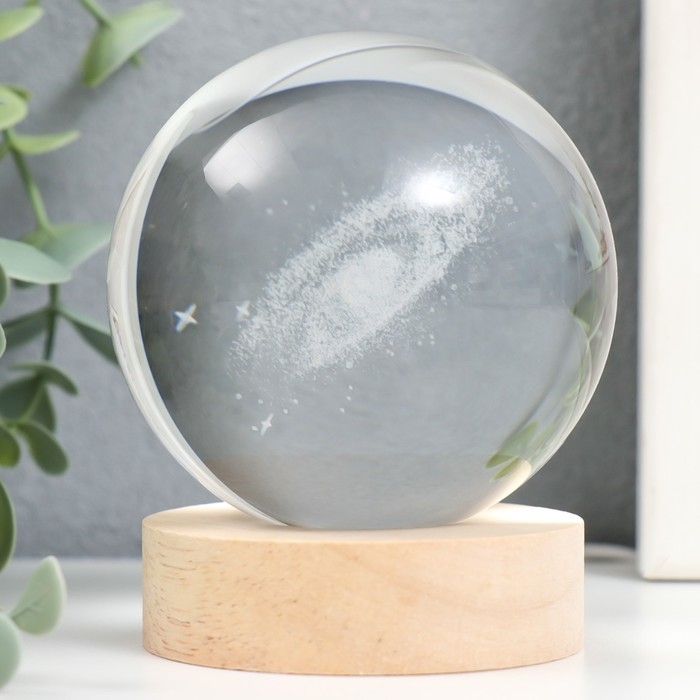 Сувенир стекло подсветка  Сувенир стекло подсветка "Млечный путь" d=8 см подставка дерево, USB 8х8х9,5 см