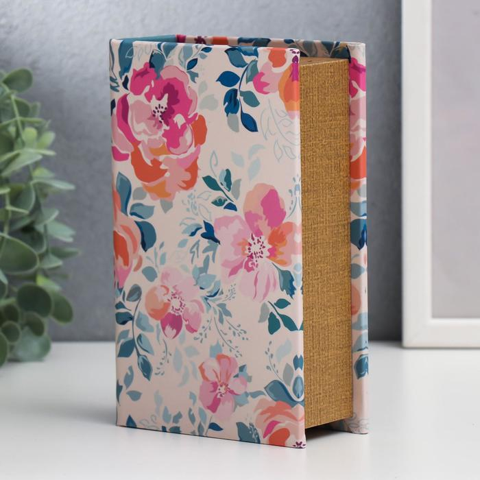 Сейф-книга дерево кожзам Сейф-книга дерево кожзам "Весенние цветы" 17х11х5 см