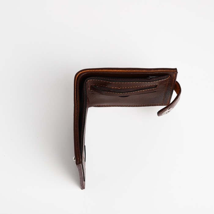 Портмоне мужское на магните, отдел для купюр, для карт, для монет, цвет коричневый Портмоне мужское на магните, отдел для купюр, для карт, для монет, цвет коричневый