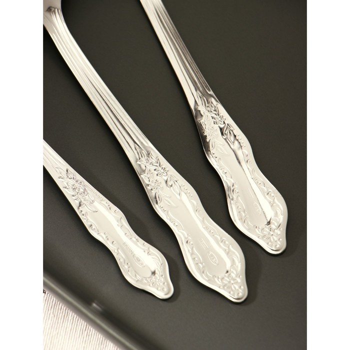 Набор столовых приборов &laquo;Славяна&raquo;, 18 предметов, толщина 1,2 мм, картонная коробка, цвет серебряный