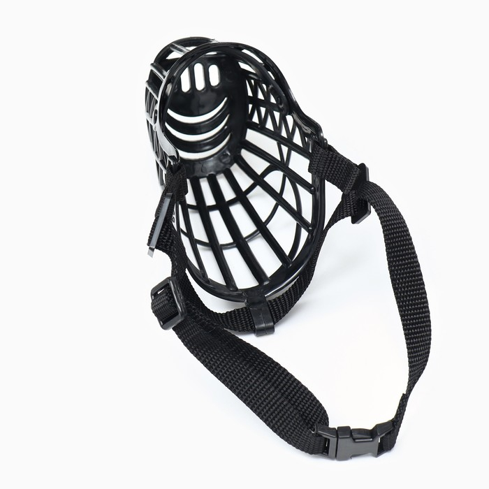 Намордник пластиковый № 4, ОМ 26 см, ДН 9 см, ОШ 41-56 см, вес питомца 15 кг Намордник пластиковый № 4, ОМ 26 см, ДН 9 см, ОШ 41-56 см, вес питомца 15 кг