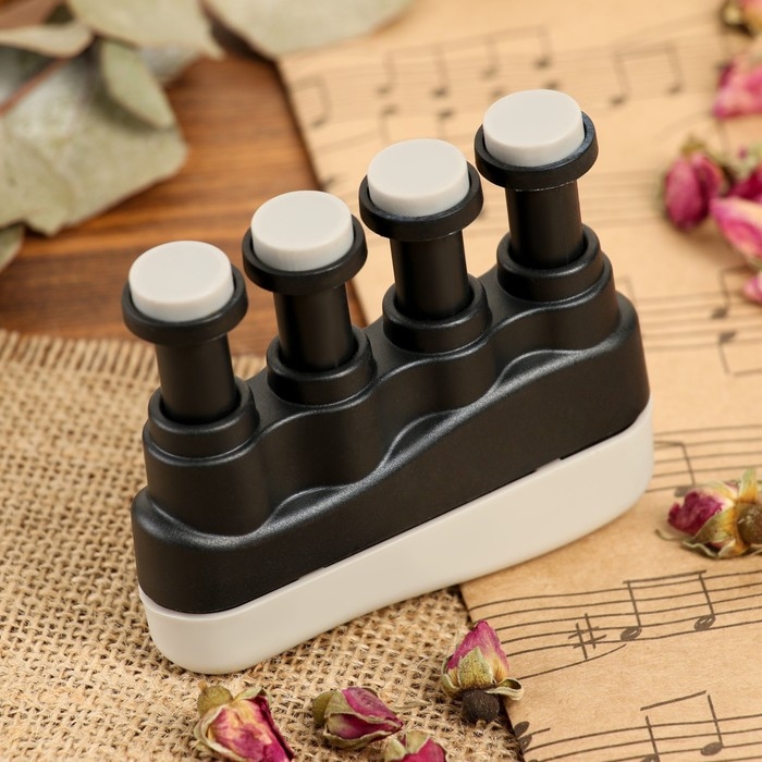 Тренажёр для пальцев рук музыканта Music Life, черный Тренажёр для пальцев рук музыканта Music Life, черный